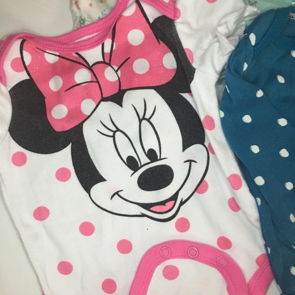 9 baby girl onesie shirt LOT - Picture 2 of 8